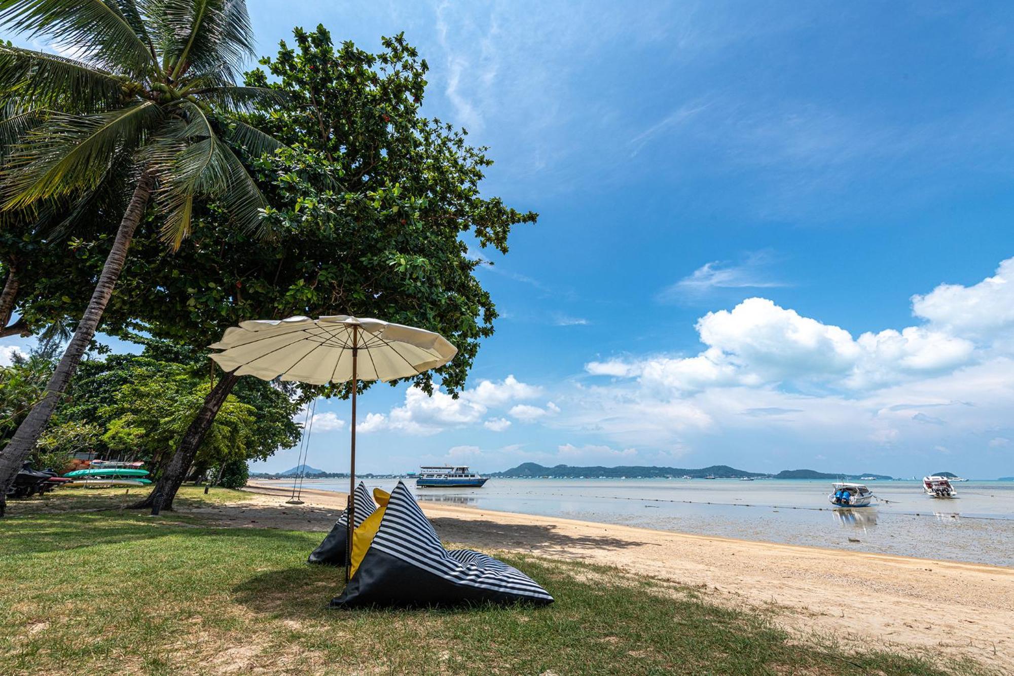 Blue Beach Grand Resort And Spa In Chalong Phuket By Dayuu Ban Saiyuan Екстер'єр фото