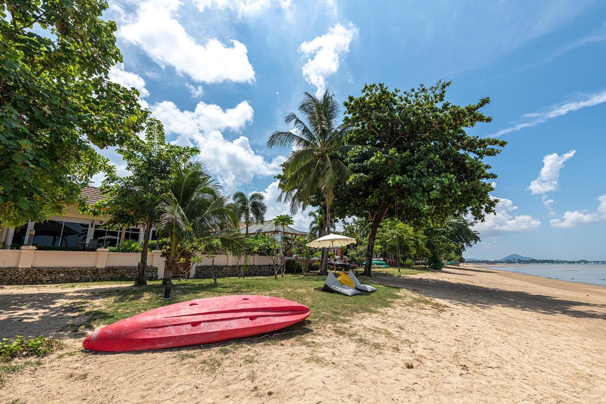 Blue Beach Grand Resort And Spa In Chalong Phuket By Dayuu Ban Saiyuan Екстер'єр фото