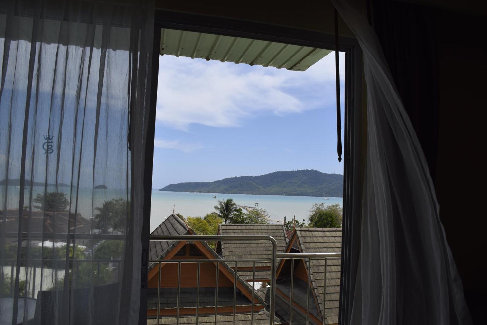 Blue Beach Grand Resort And Spa In Chalong Phuket By Dayuu Ban Saiyuan Екстер'єр фото