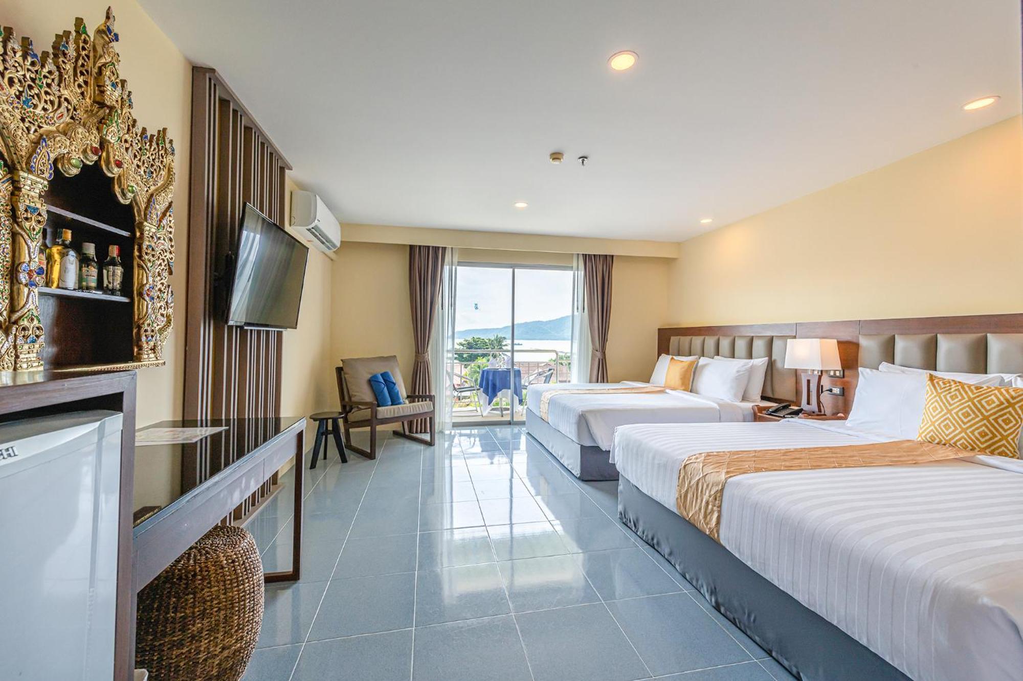 Blue Beach Grand Resort And Spa In Chalong Phuket By Dayuu Ban Saiyuan Екстер'єр фото